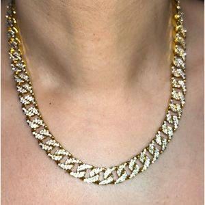 Cuban chain with pendant